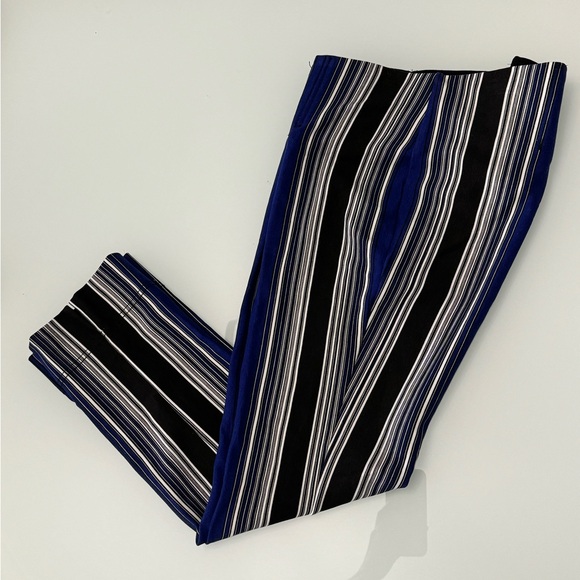 Nygard Luxe Slims | women’s pants | Large (14-16) - Picture 1 of 7